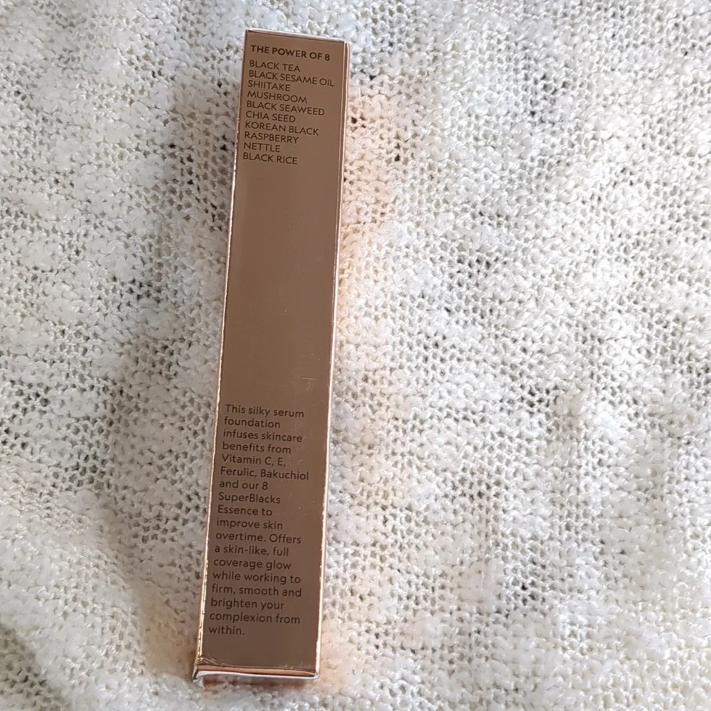 Yensa Super Serum Silk Foundation in Deep Golden, 30ml/1.0fl oz